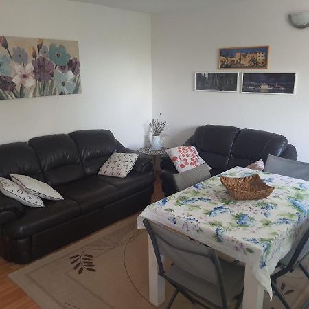 Apartman Sutivan Apartment ภายนอก รูปภาพ